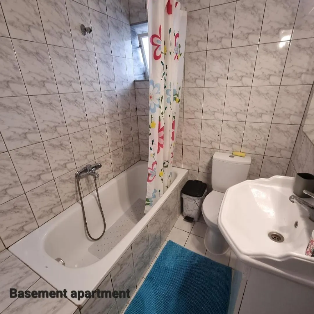 Eleni'S Apartments Nea Iraklia Greece