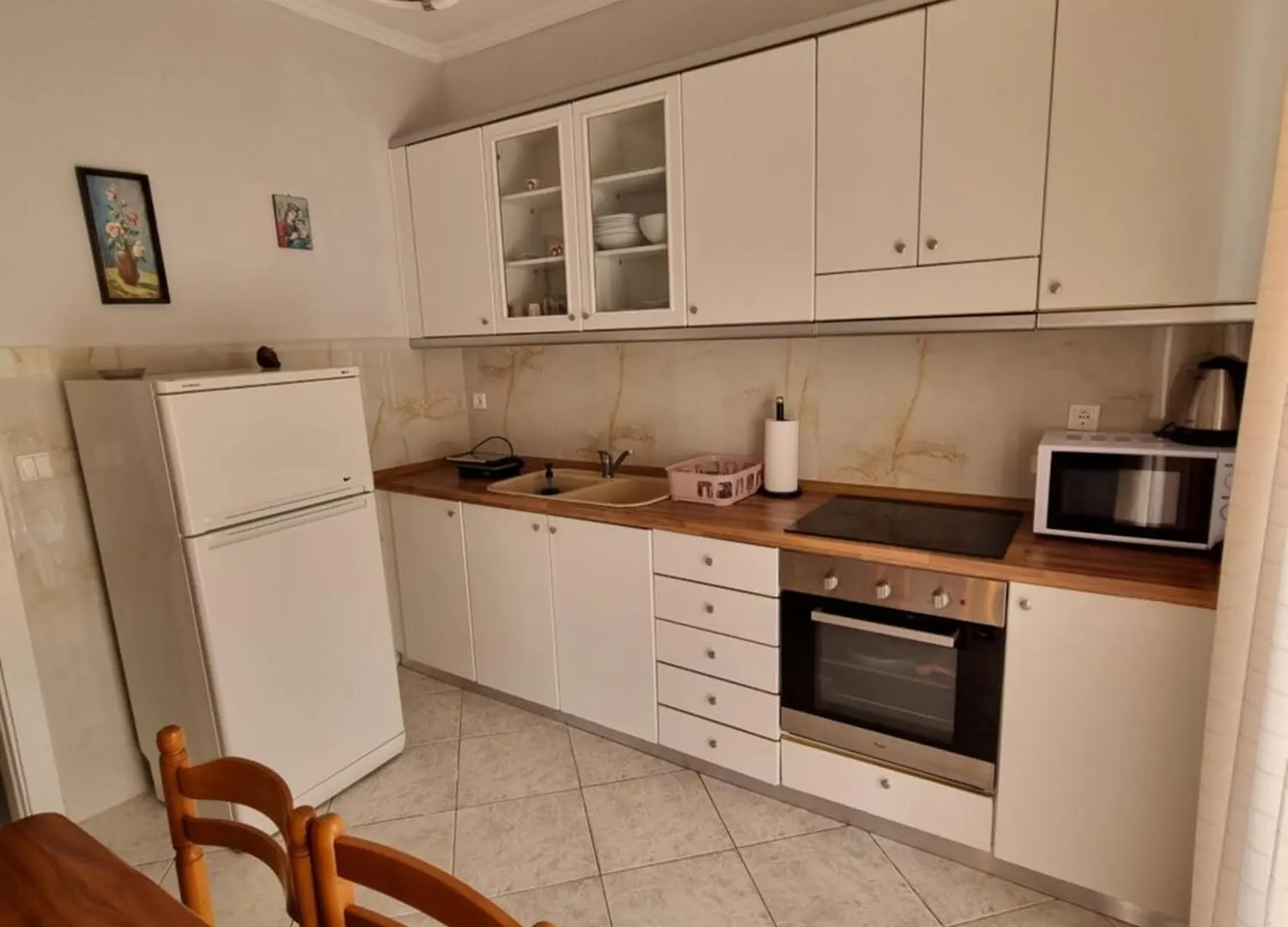 Eleni'S Apartments Nea Iraklia
